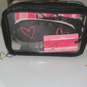New Victoria’s Secret travel set